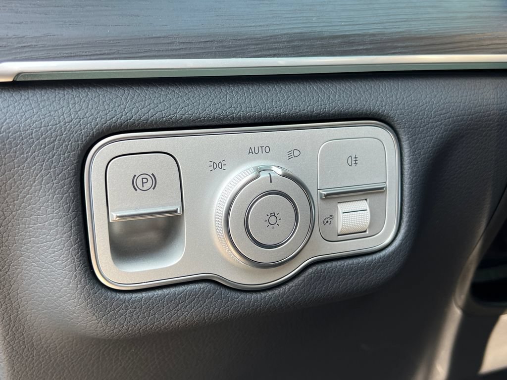 New 2026 Black Mercedes-Benz GLS 450 image 51