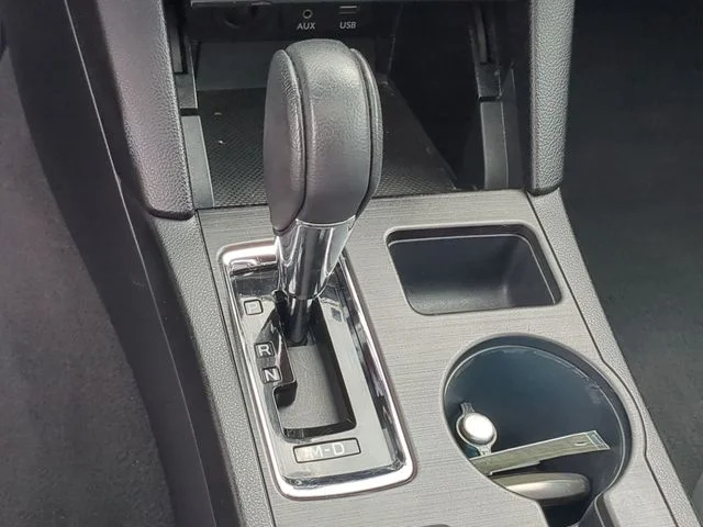 Used 2018 Blue Subaru 2.5i image 28