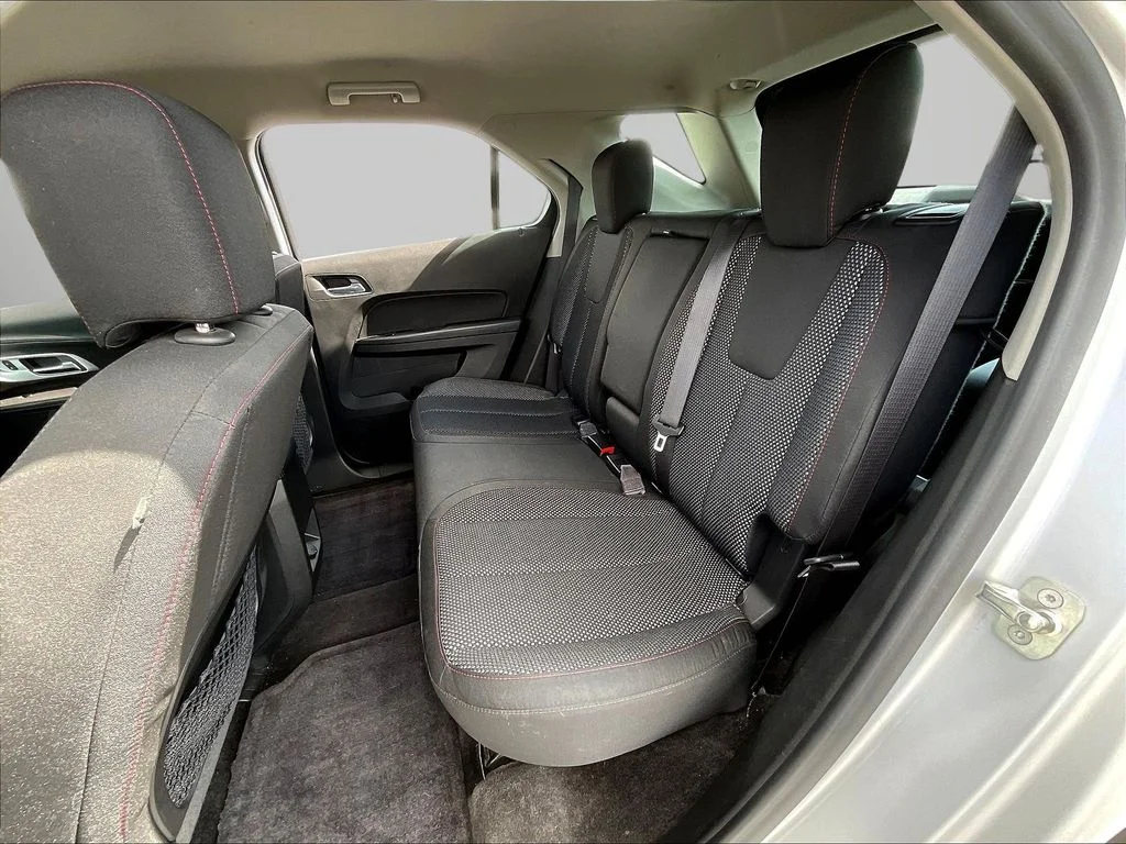Used 2016 Silver Ice Metallic Chevrolet LS image 24