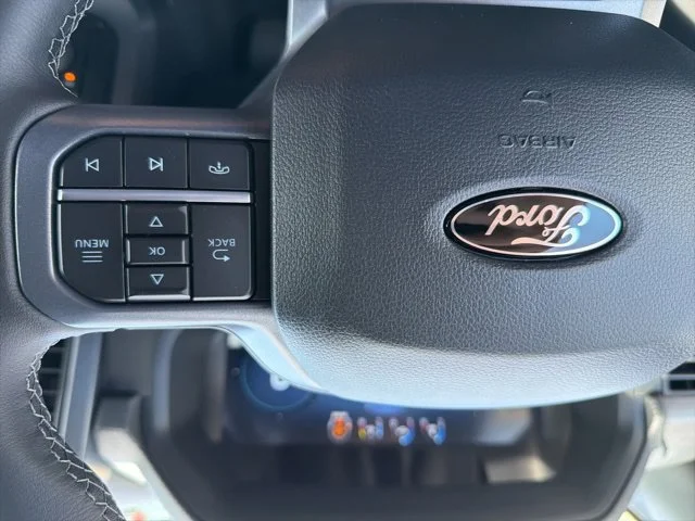 New 2026 Oxford White Ford XLT image 24
