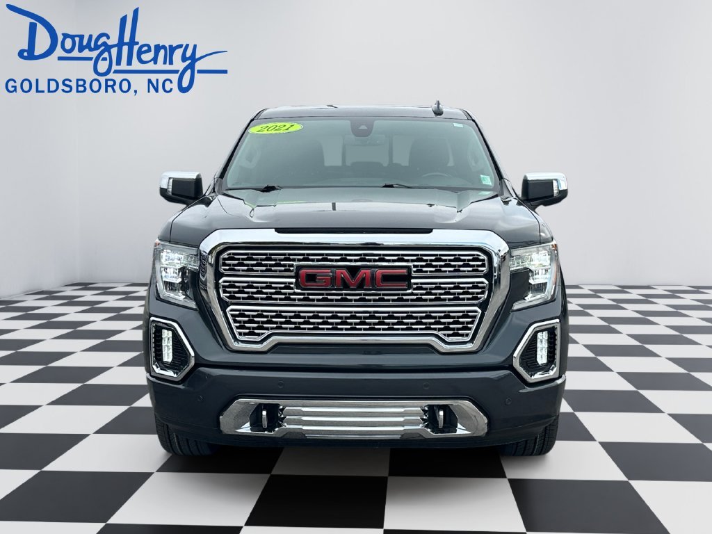 Used 2021 Green GMC Denali image 8
