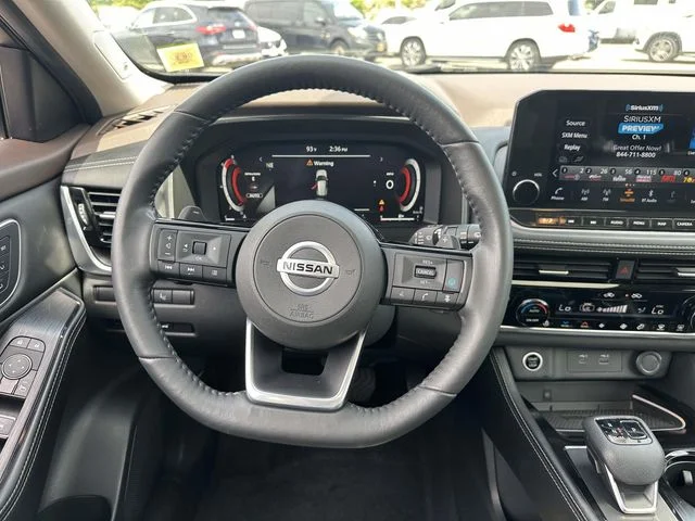 Used 2021 Gray Nissan Platinum image 21