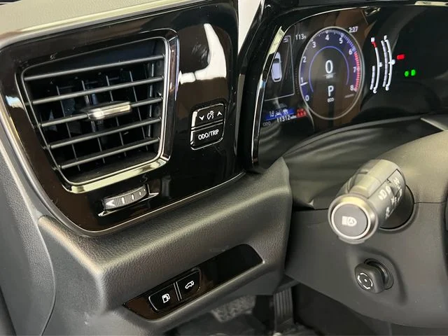Certified Used 2025 Atomic Silver Lexus 350 Premium image 28