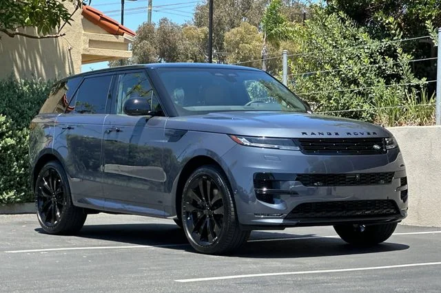 New 2026 Varesine Blue Land Rover Dynamic SE image 7