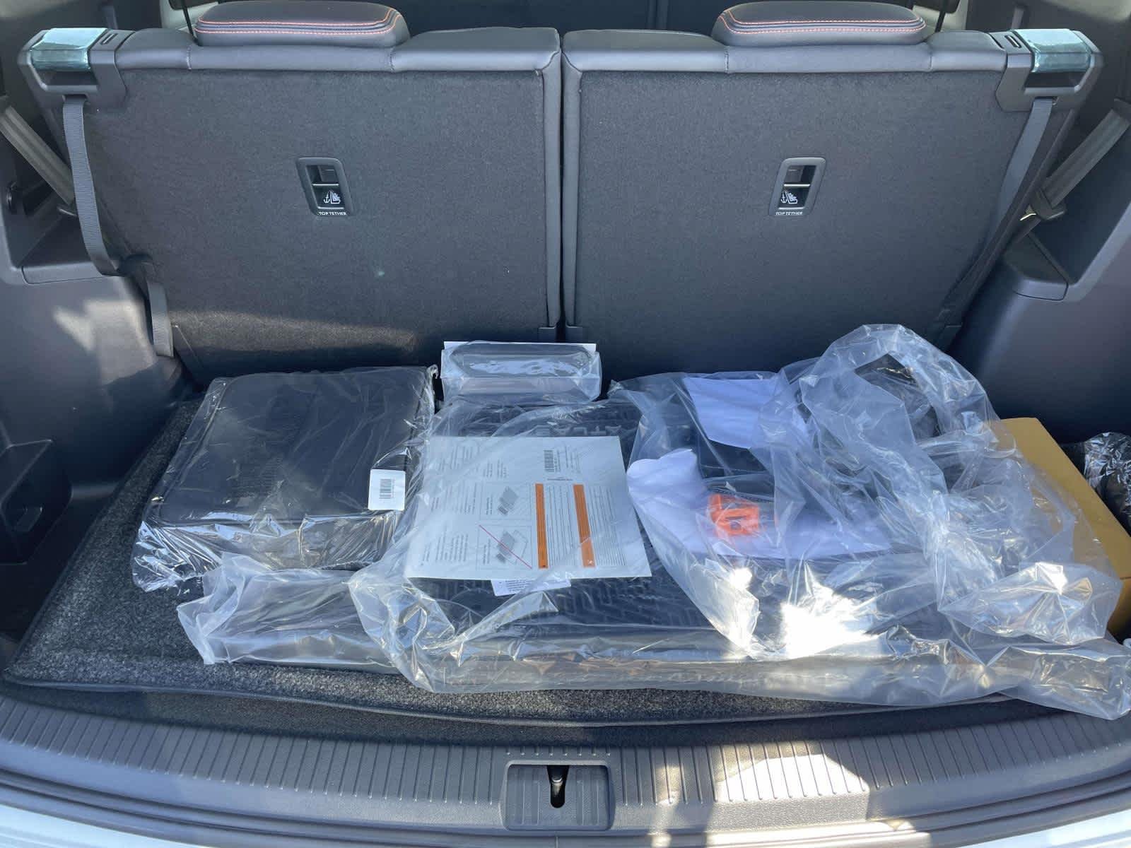 New 2026 Opal White Pearl Volkswagen 2.0T Peak Edition image 18