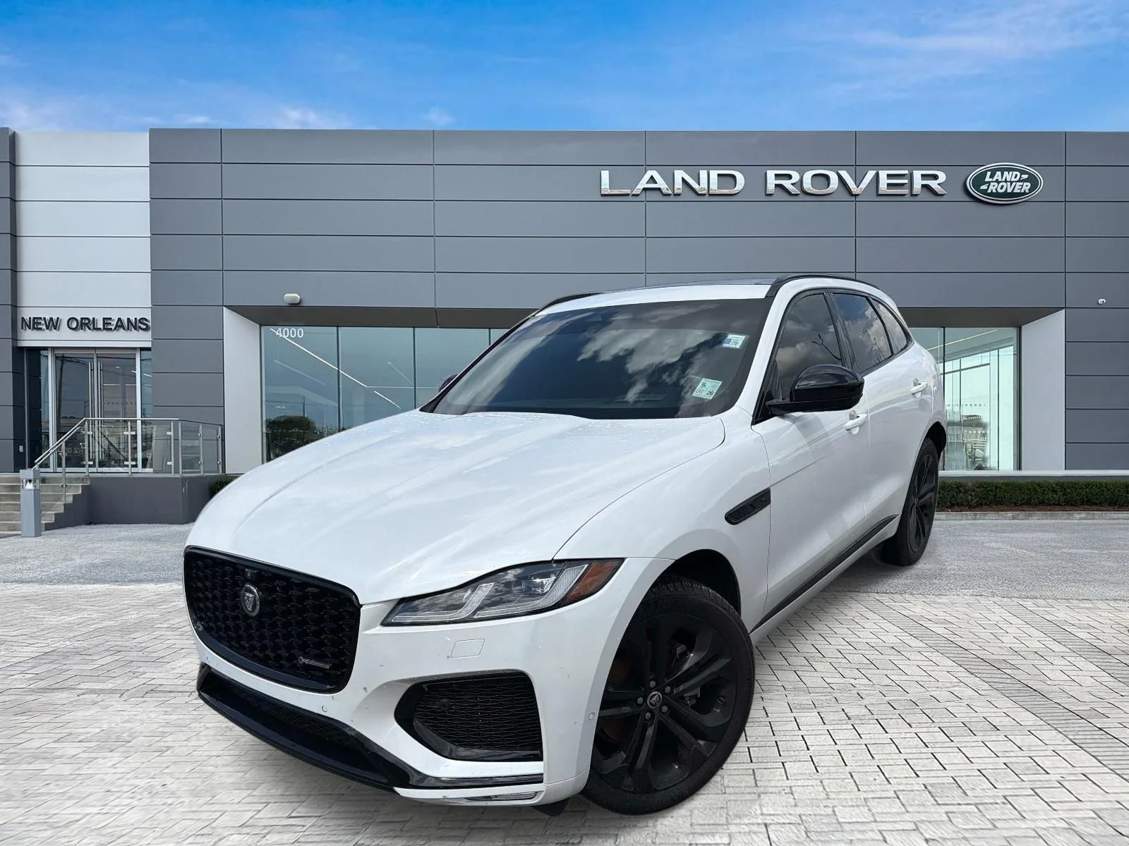 2025 Jaguar F-PACE P250 R-Dynamic S's photo