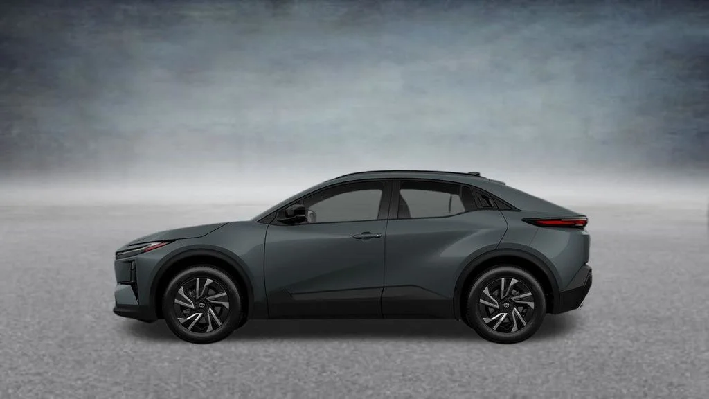 2026 Toyota C-HR SE - Photo 22