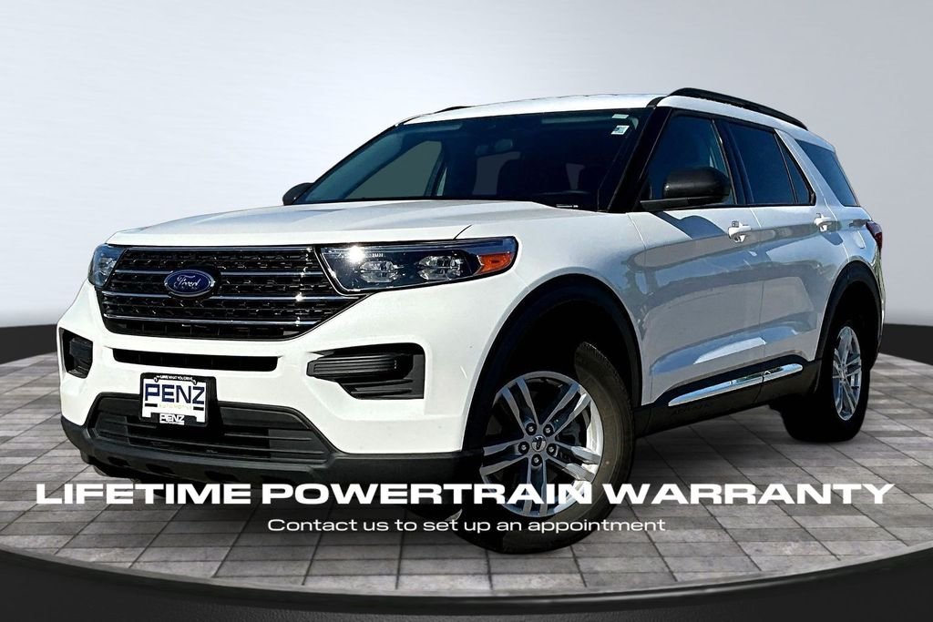 2024 Ford Explorer XLT 4WD's photo