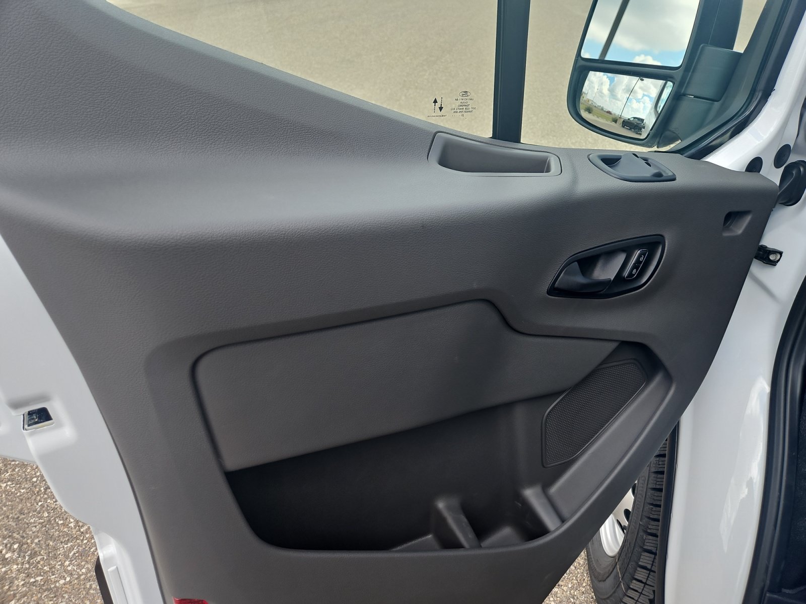 2025 Ford Transit Van Base - Photo 23