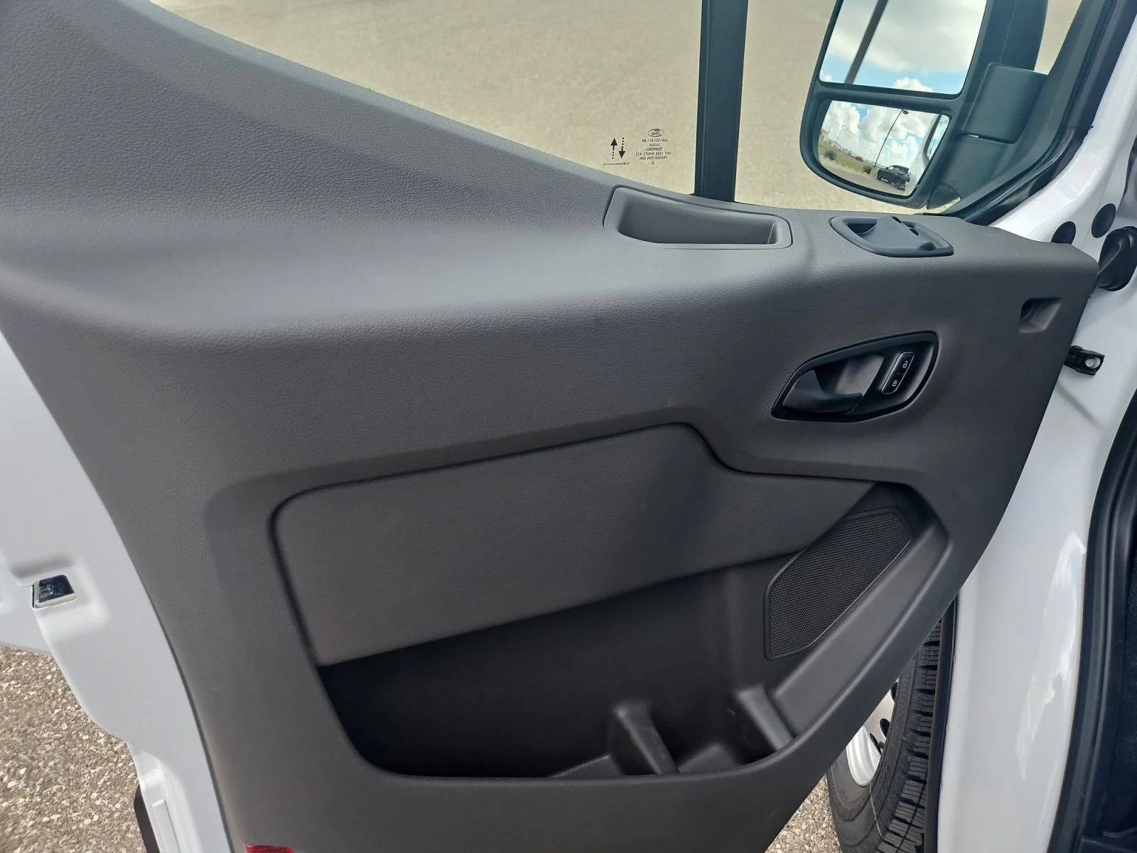 2025 Ford Transit Van Base - Photo 23
