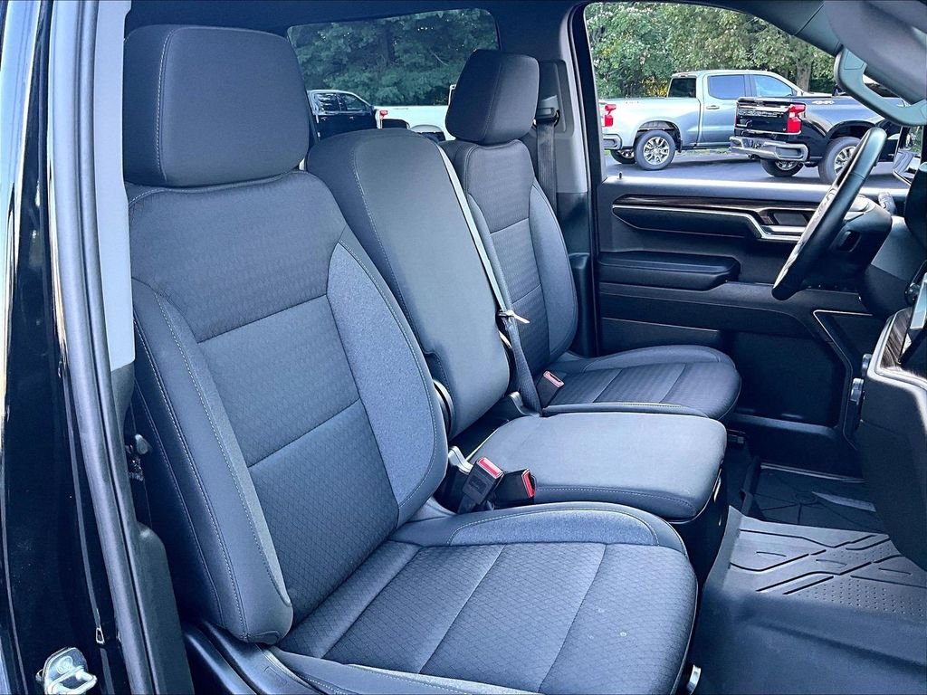 Used 2023 Black Chevrolet RST image 11