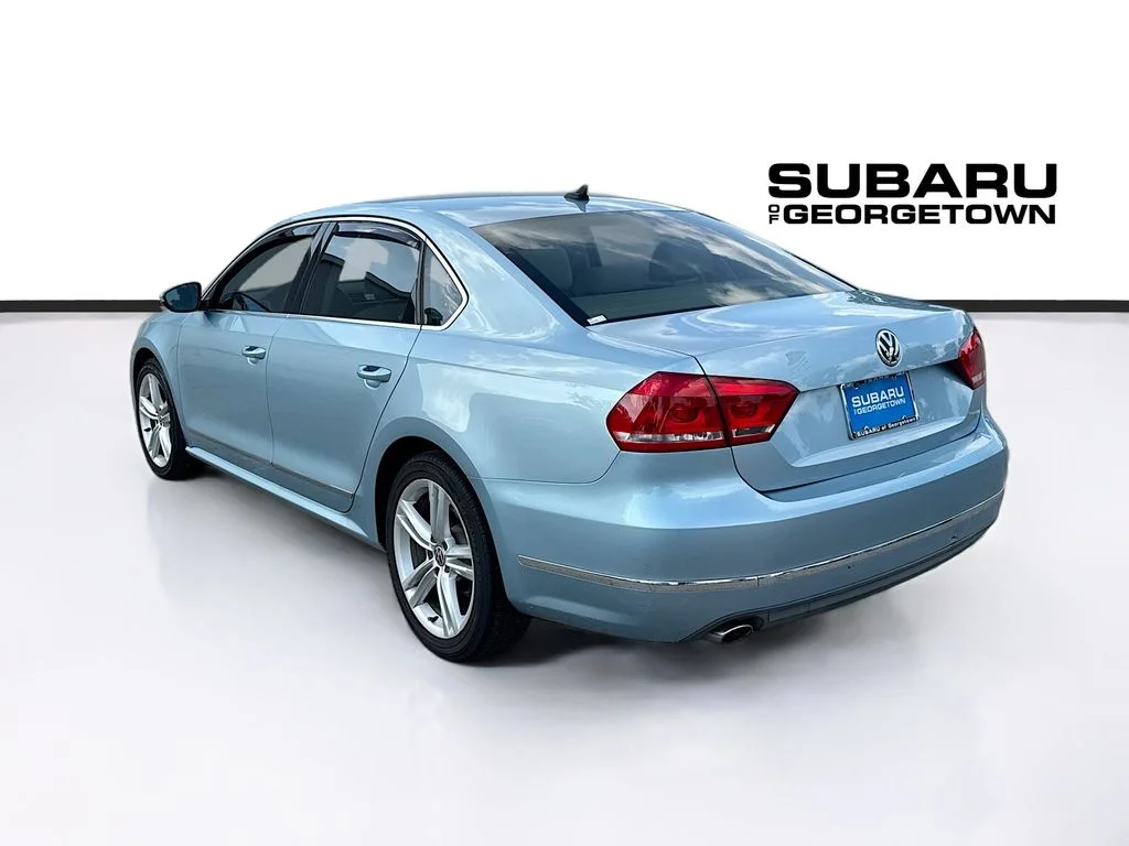 Used 2012 Blue Volkswagen TDI SEL Premium image 5