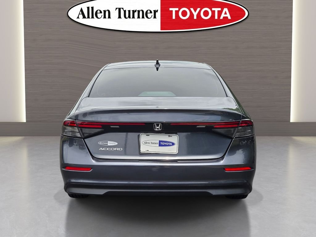 Used 2024 Gray Honda EX image 6
