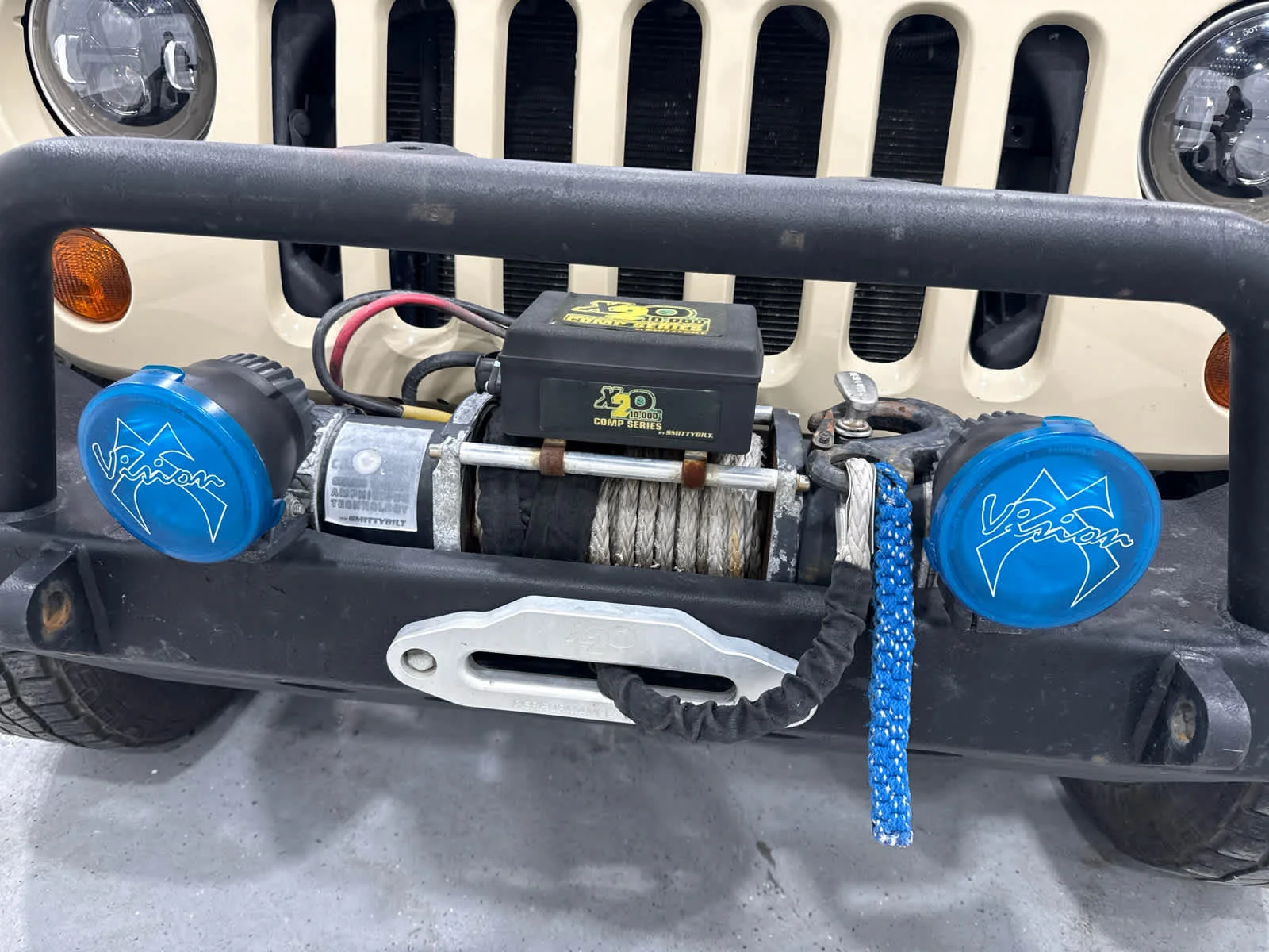Used 2012 Tan Jeep Rubicon image 16