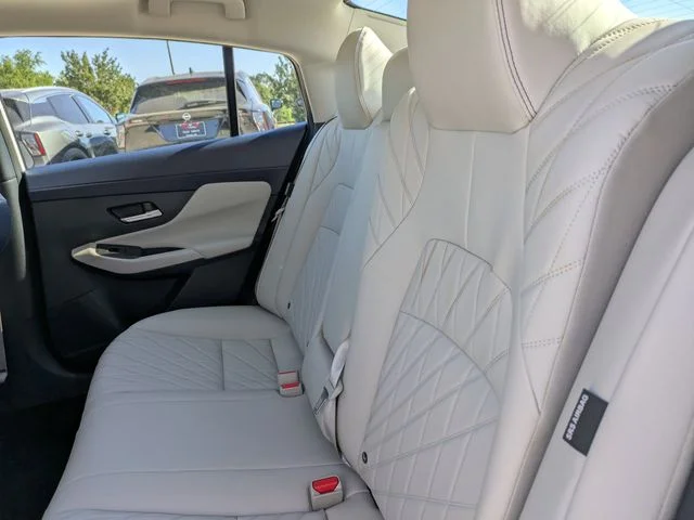 New 2026 Aspen White TriCoat Nissan SL image 12