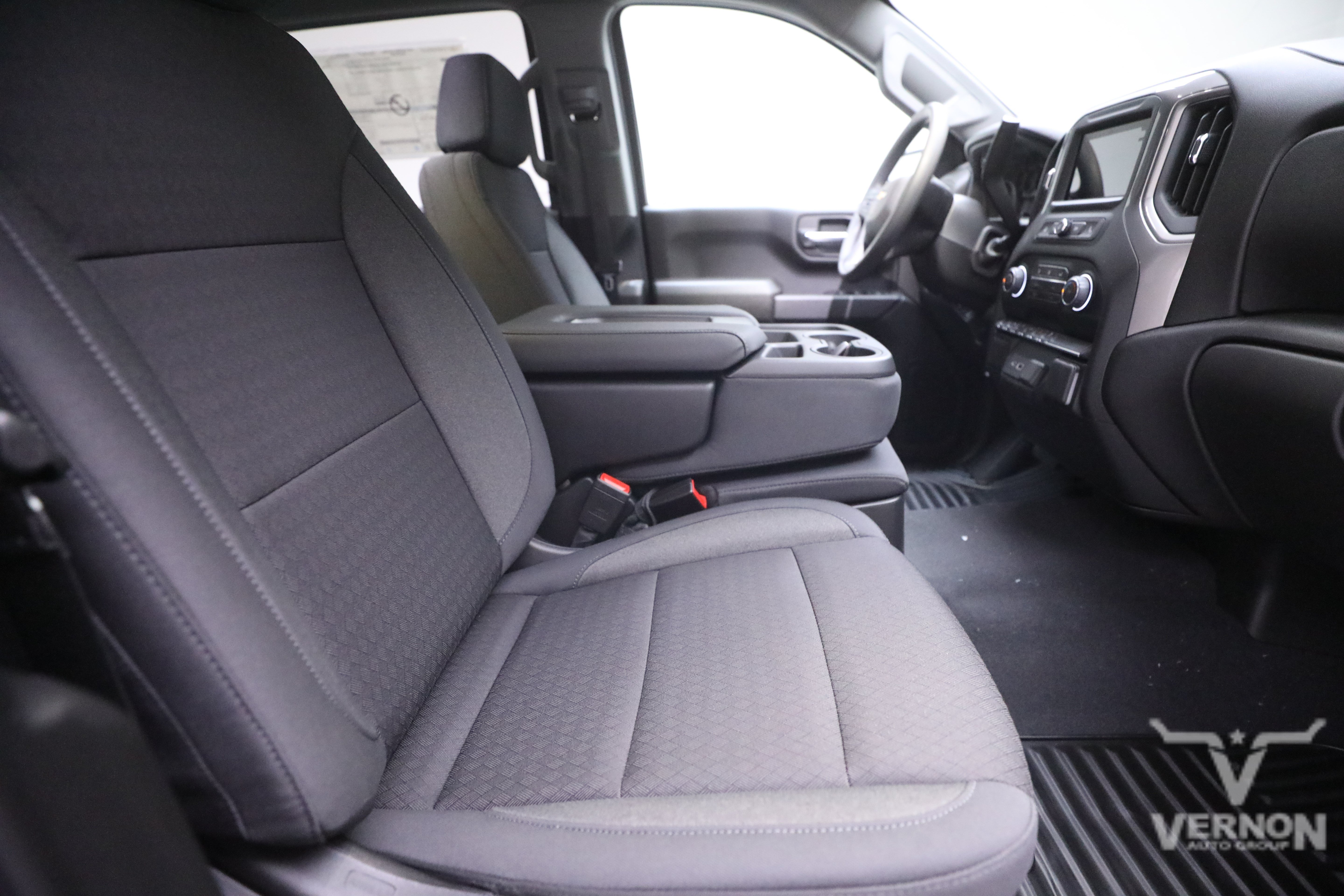 2026 Chevrolet Silverado 1500 Custom - Photo 11