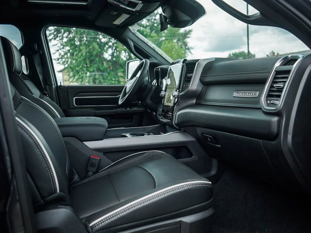 New 2026 Forged Blue Metallic RAM LARAMIE image 9