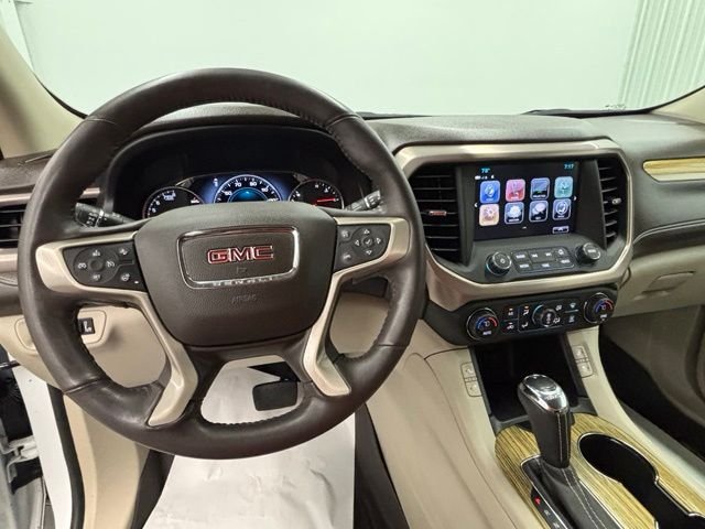 Used 2018 White GMC Denali image 27
