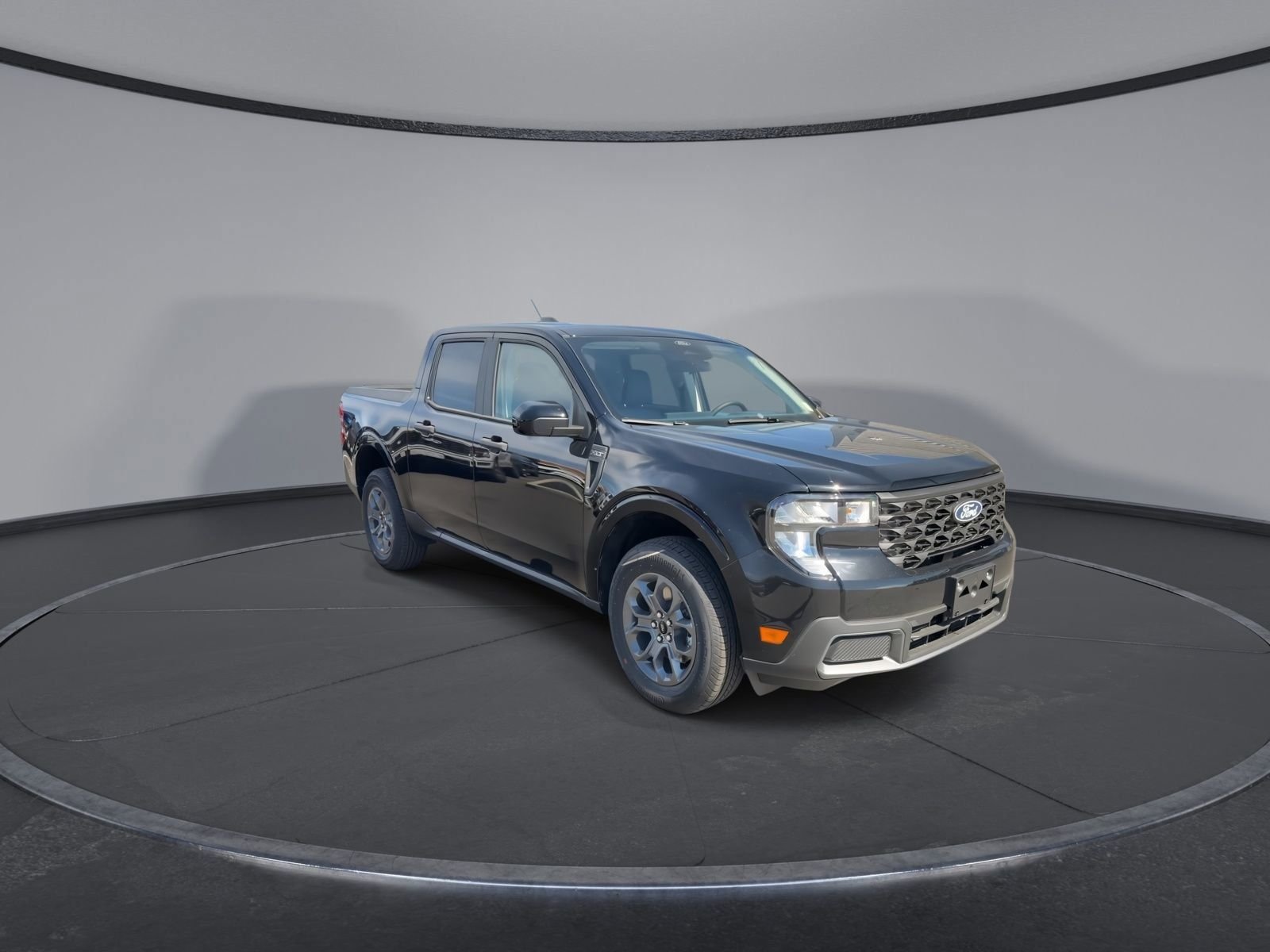 New 2026 Shadow Black Ford XLT image 2