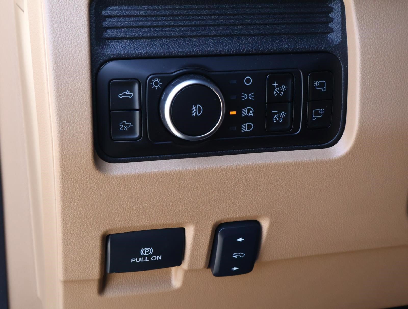 Used 2026 Blue Ford Lariat image 22