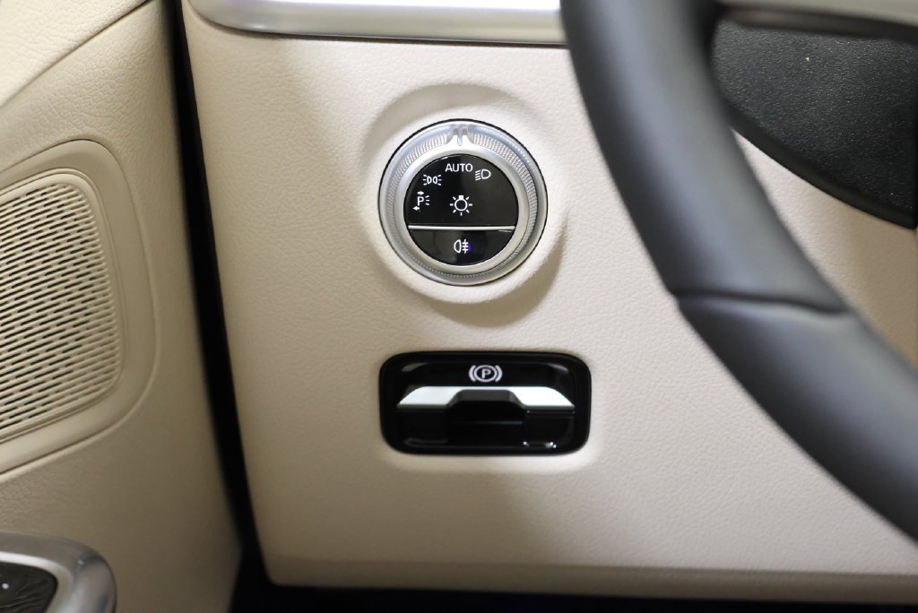 New 2027  Mercedes-Benz C 300 image 19