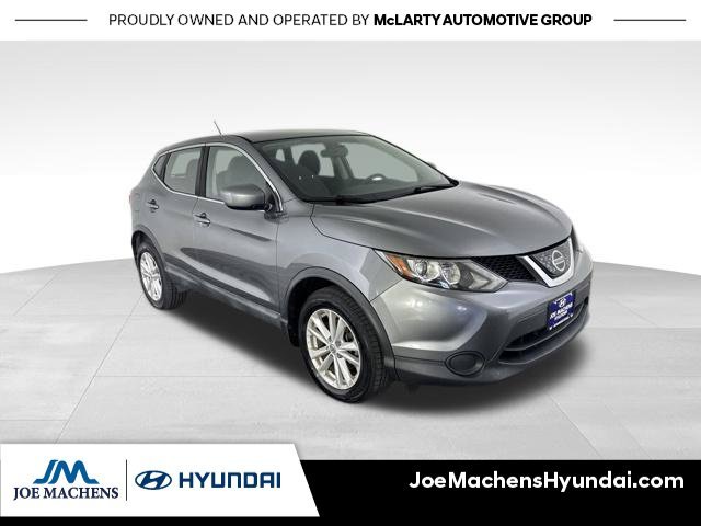 Used 2018 Nissan Rogue Sport S with VIN JN1BJ1CR5JW288489 for sale in Columbia, MO