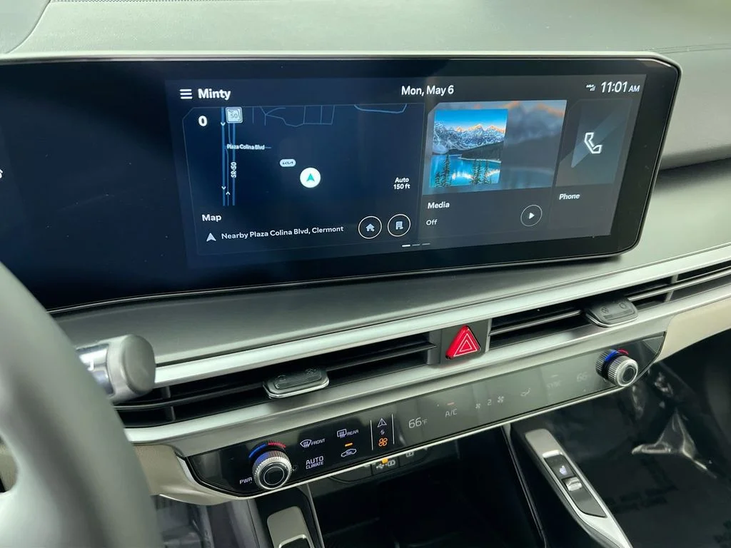 2026 Kia Sorento EX - Photo 23