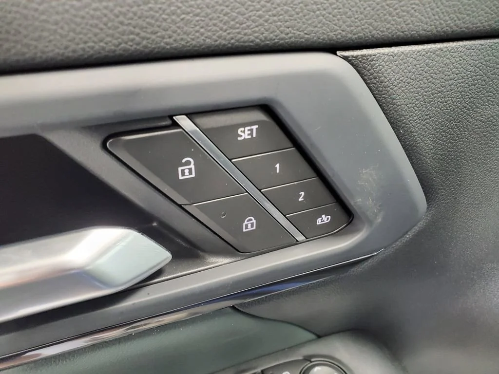2026 GMC Terrain AT4 - Photo 8