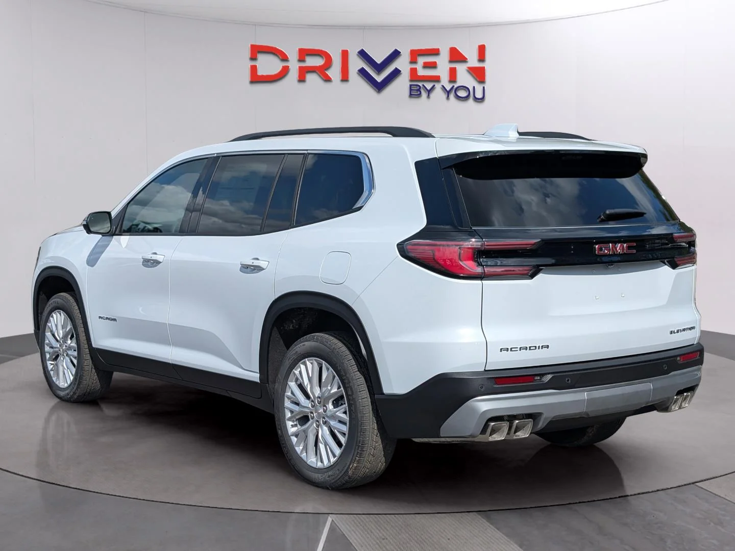 New 2026 Glacier White Tricoat GMC Elevation image 3