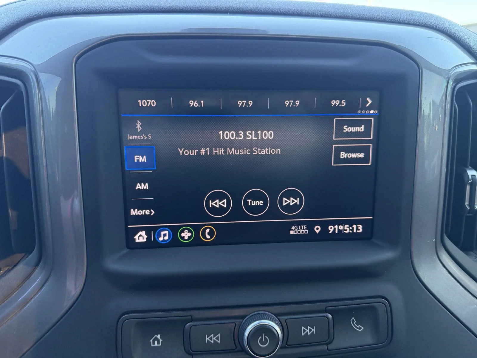 Used 2023 white Chevrolet Custom image 12
