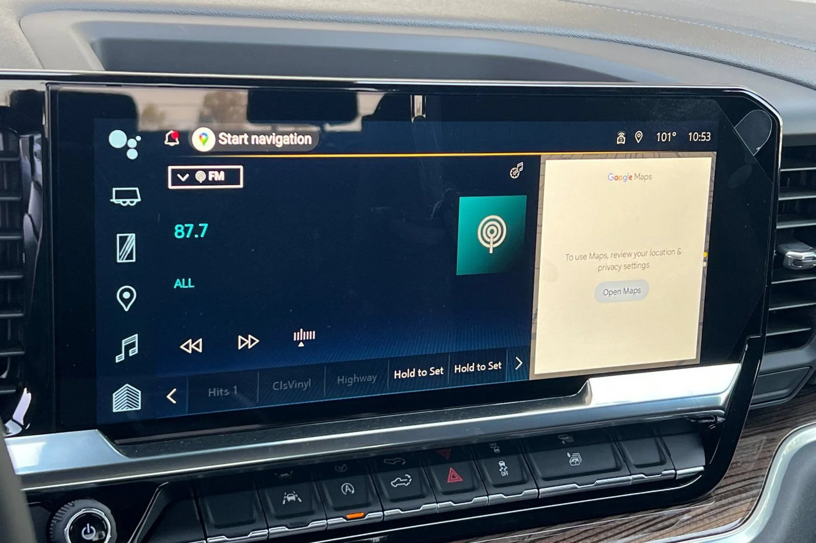 New 2026 Sterling Gray Metallic Chevrolet LT (2FL) image 17