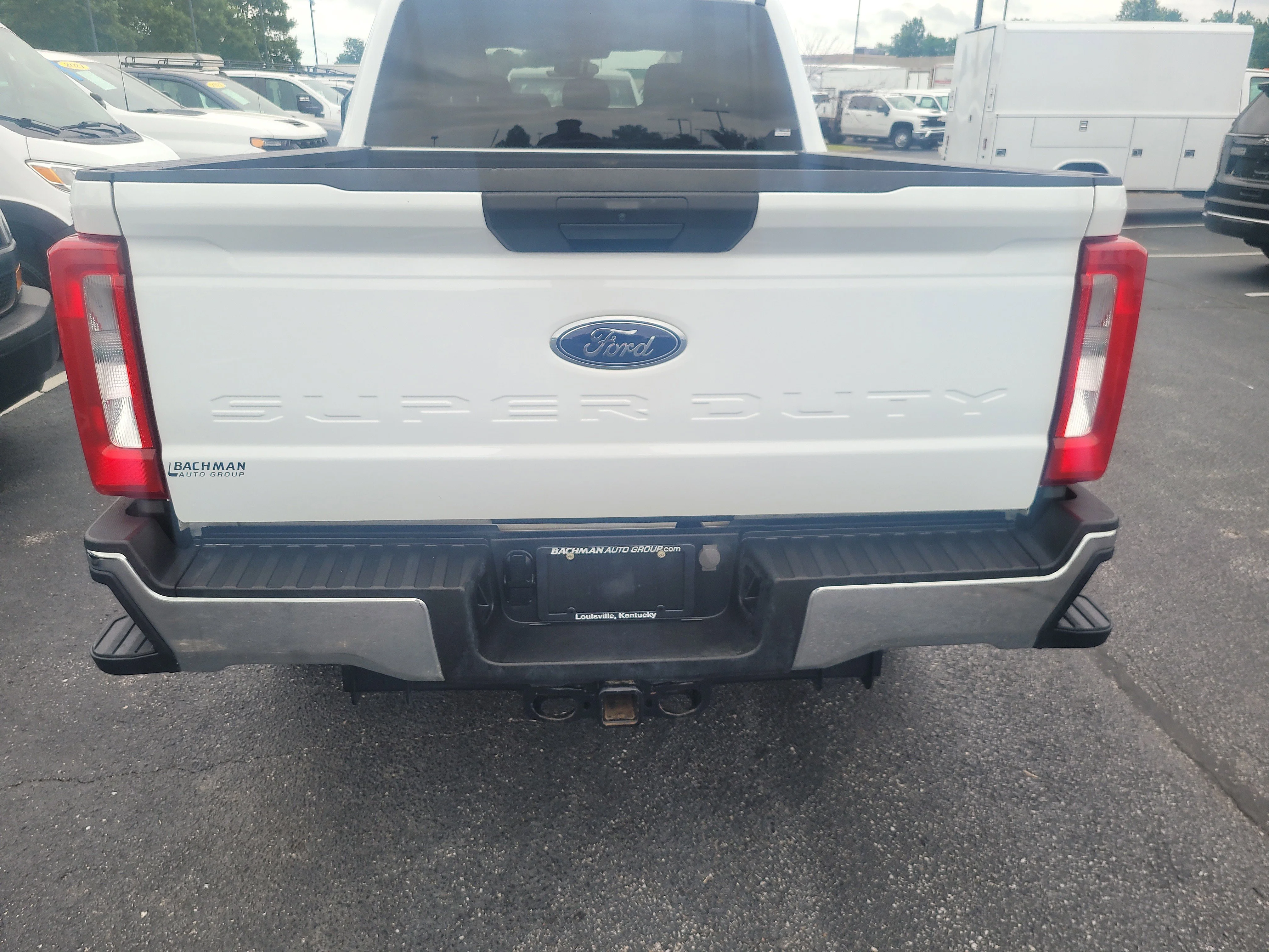 Used 2024 Oxford White Ford XLT image 24