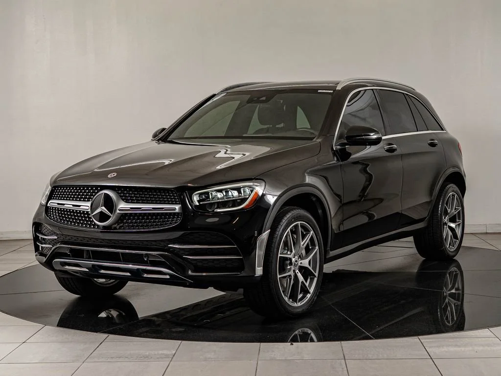 Used 2022 Black Mercedes-Benz GLC 300 image 1