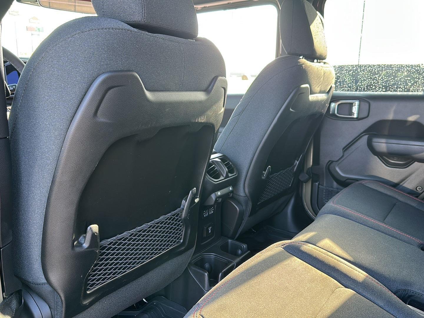 Used 2025 41 Jeep Rubicon image 31