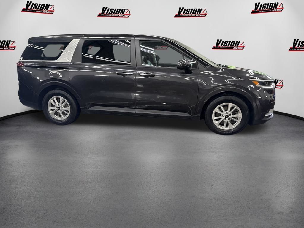 Certified Used 2024 Gray Kia LX image 4