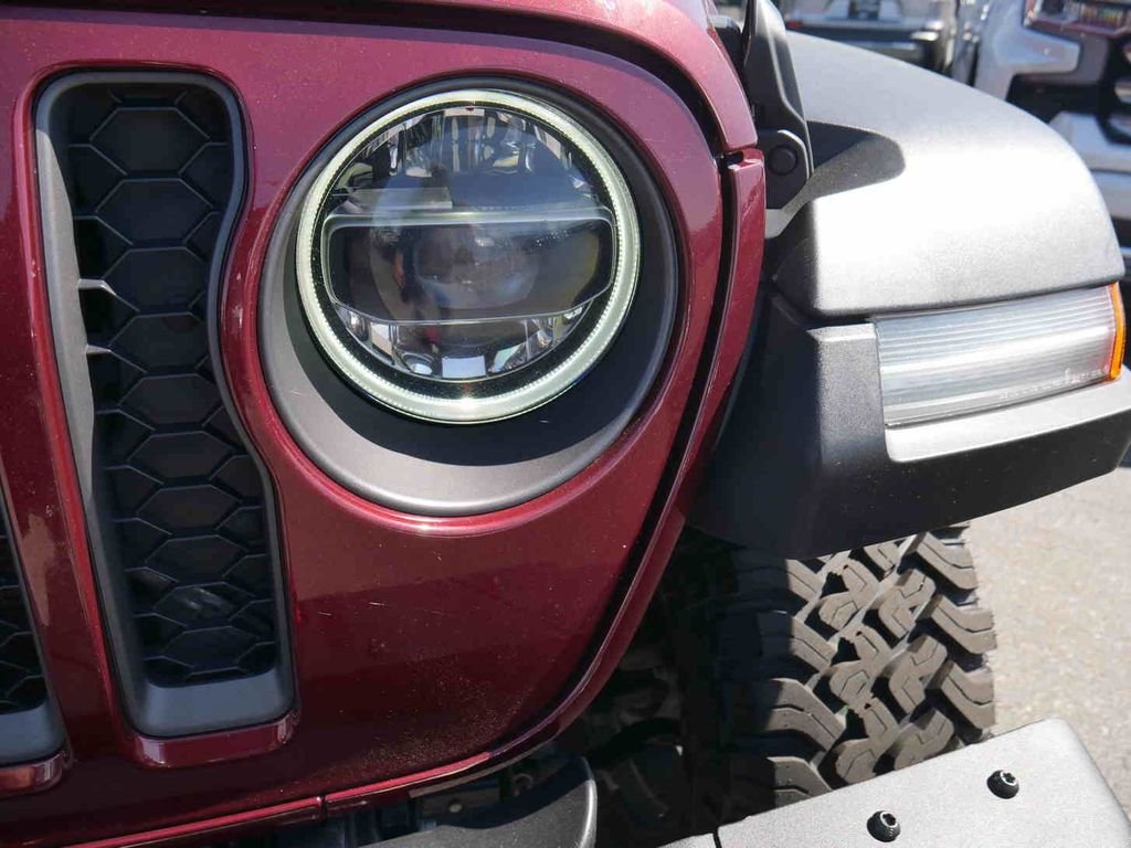 Used 2021 Red Jeep Rubicon image 26
