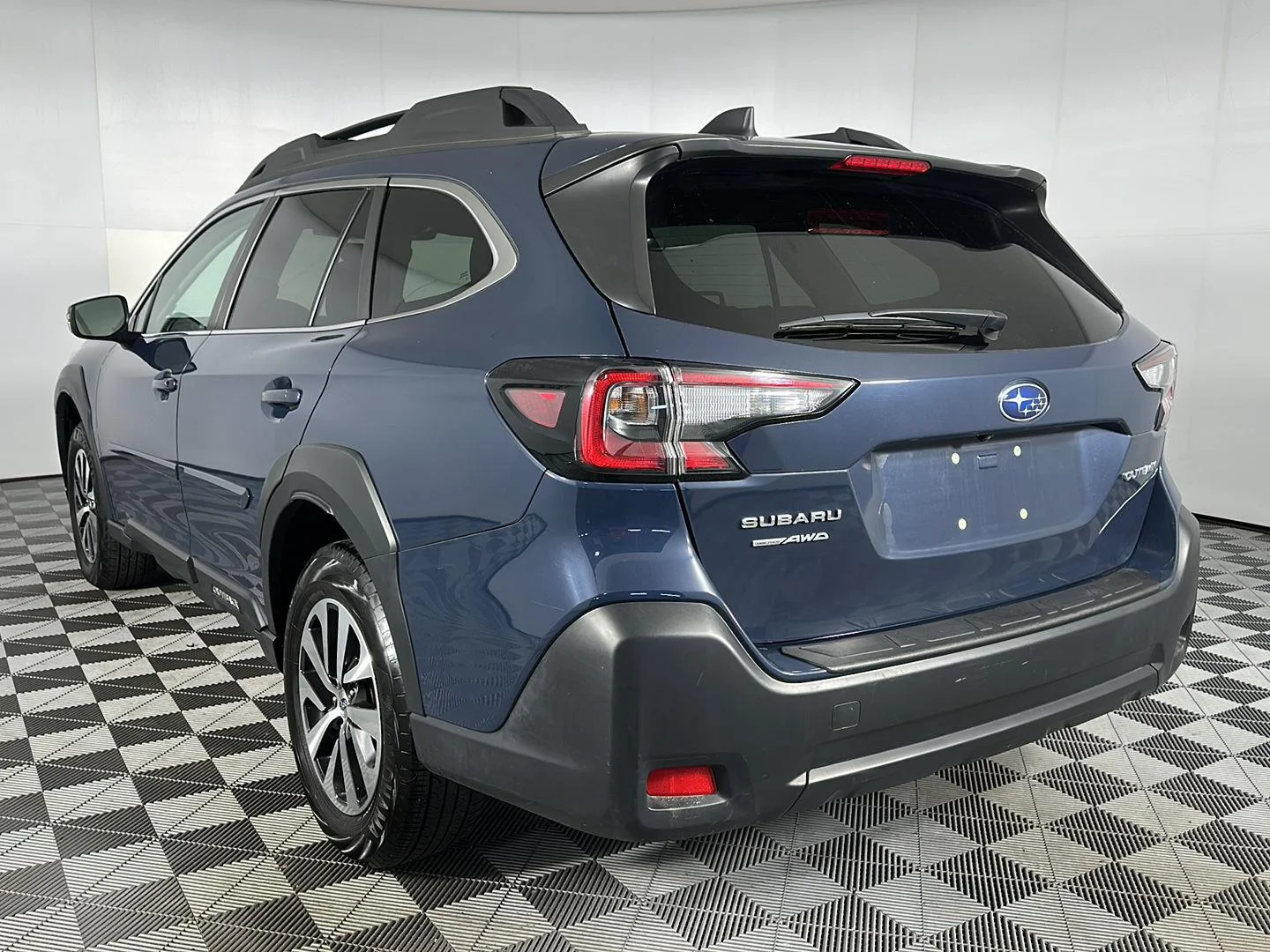 Used 2024 Cosmic Blue Pearl Subaru Premium image 5