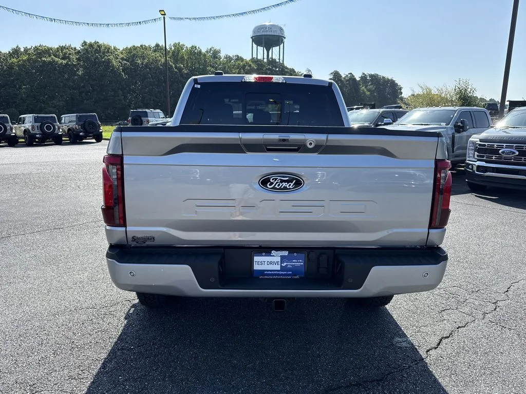 New 2026 Silver Ford XLT image 6