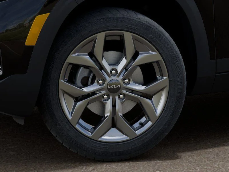 New 2026 Fusion Black Kia LX image 9