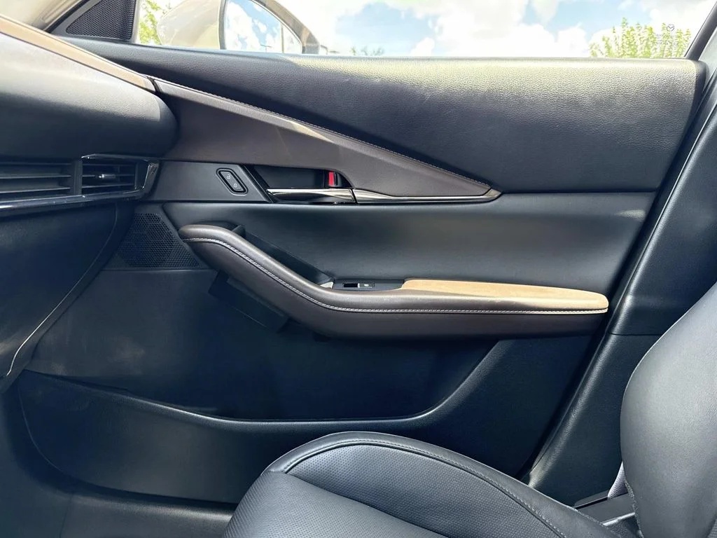 Used 2023 Silver Mazda 2.5 S Premium Package image 28