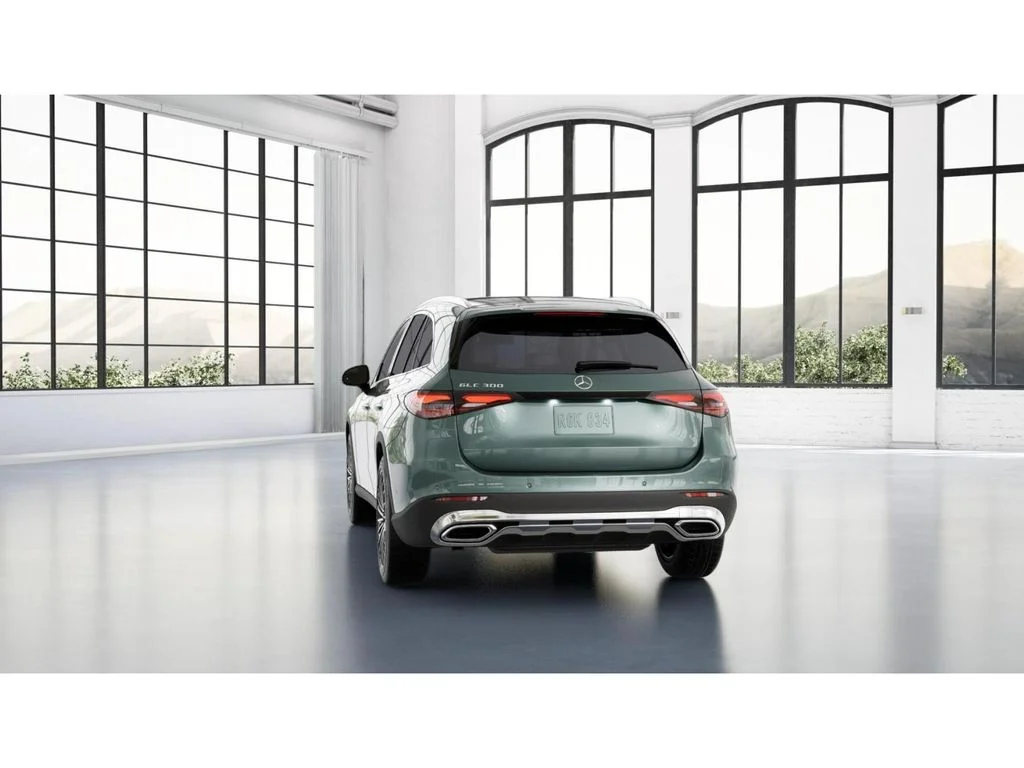 New 2027 Silver Mercedes-Benz GLC 300 image 26