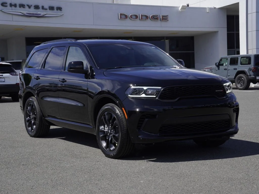 New 2026 Diamond Black Clear-Coat Exterior Paint Dodge GT image 1