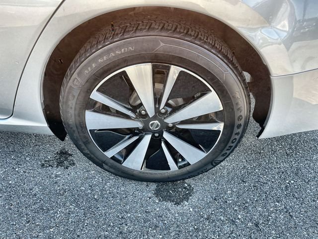 Used 2021 Silver Nissan 2.5 SV image 20