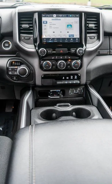Used 2022 Silver Ram Big Horn/Lone Star image 17
