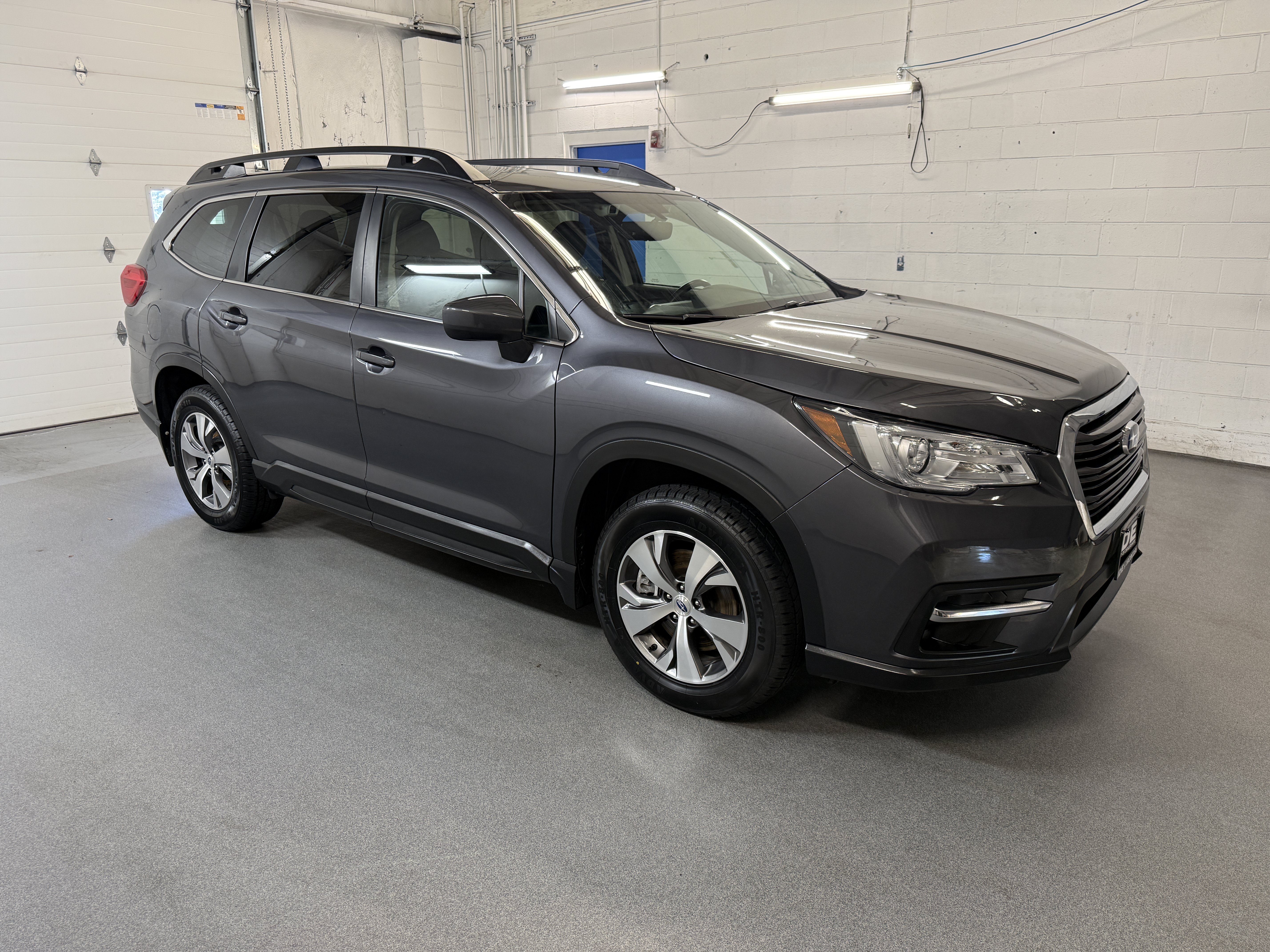 Used 2022 Magnetite Gray Metallic Subaru Premium image 11