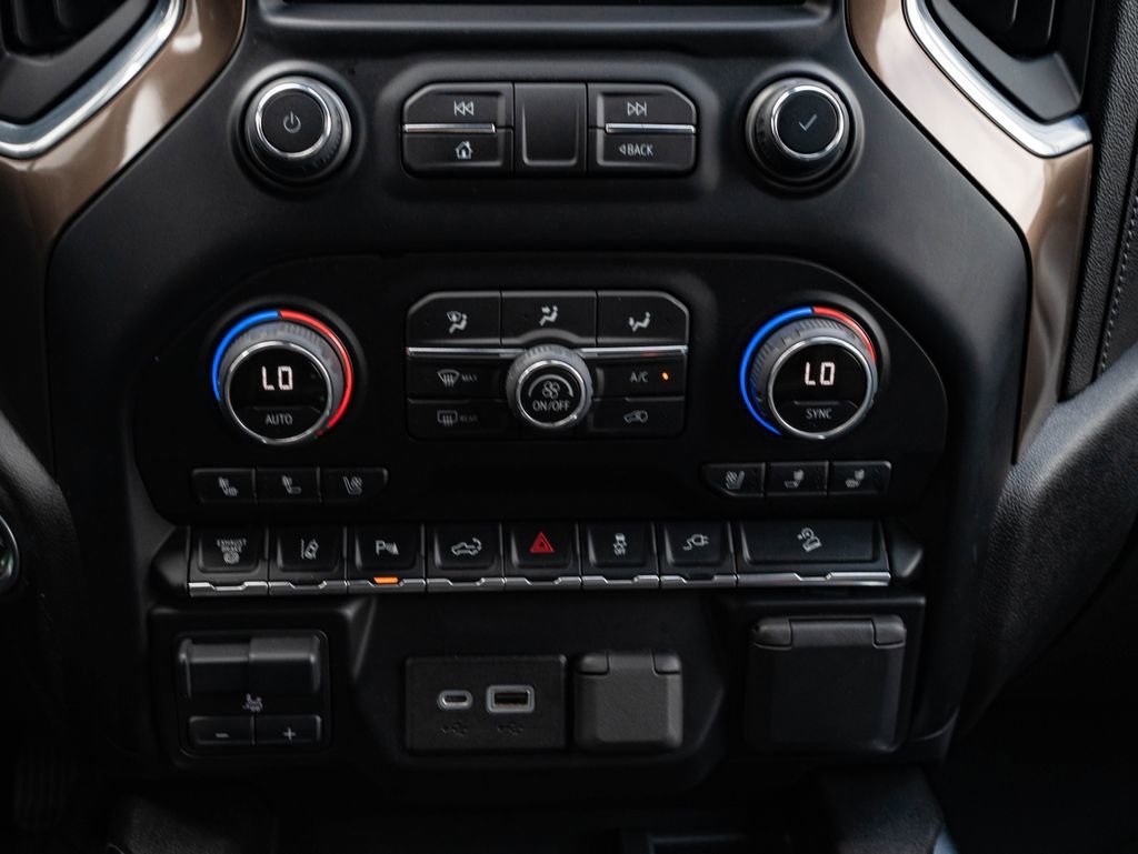 Used 2022 Iridescent Pearl Tricoat Chevrolet High Country image 36