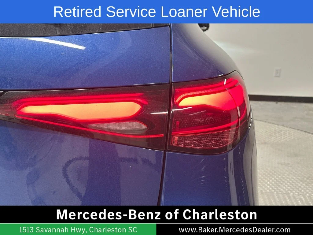 Used 2026 Starling Blue Metallic Mercedes-Benz GLC 300 image 33