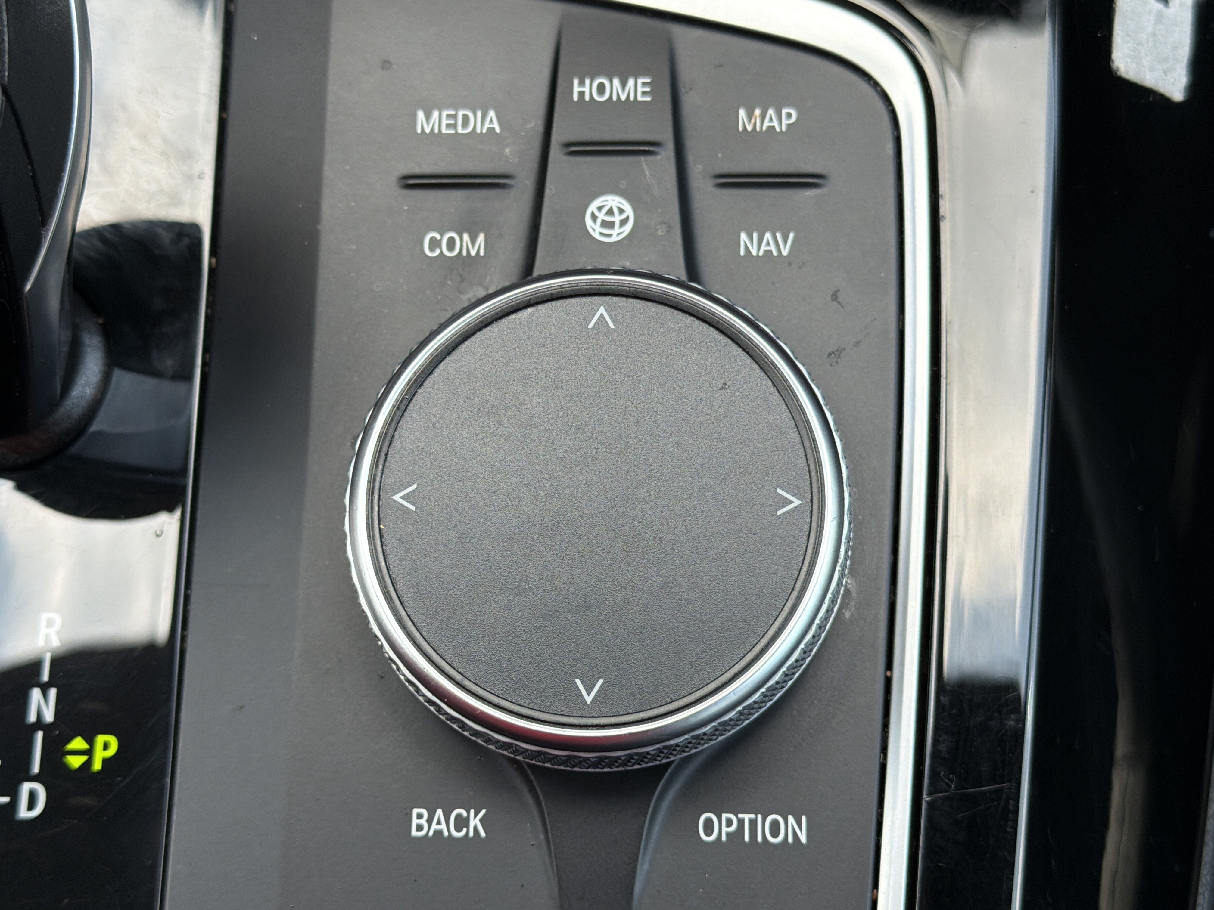 Used 2023 Dark Graphite Metallic BMW sDrive30i image 9