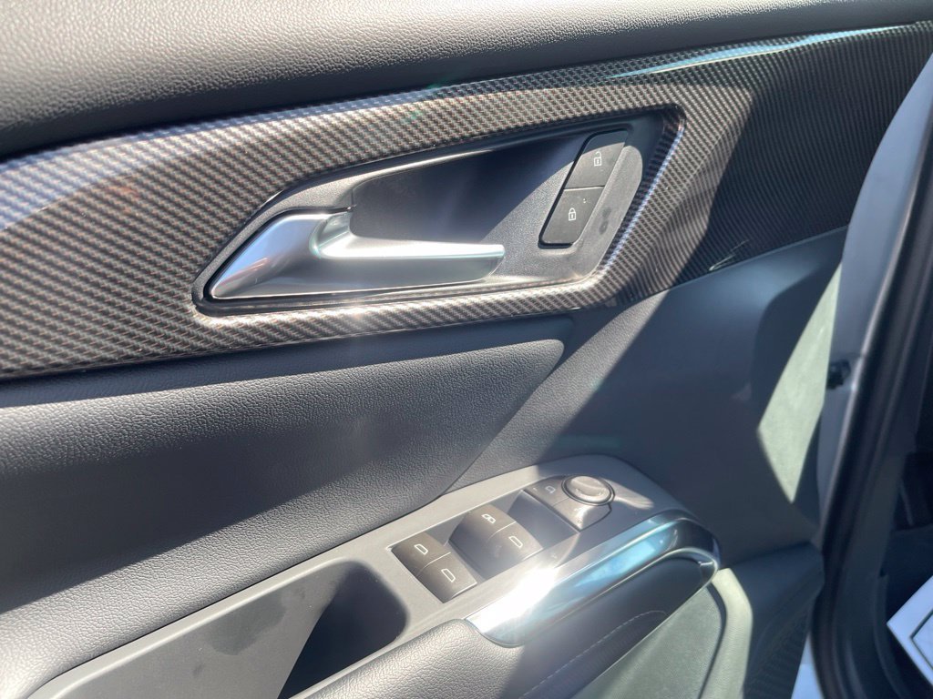 2027 Chevrolet Traverse Z71 - Photo 11