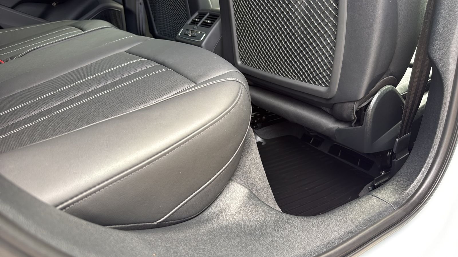 Used 2023 Black Audi 45 Premium Plus image 27